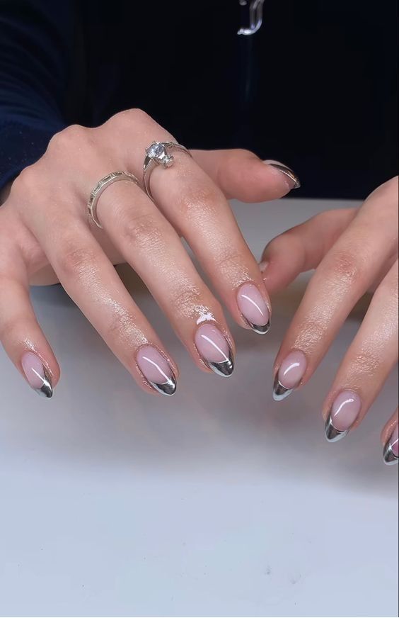 christmas nail ideas, builder gel nail ideas, minimalist nails, easy christmas nails, pink, almond shape