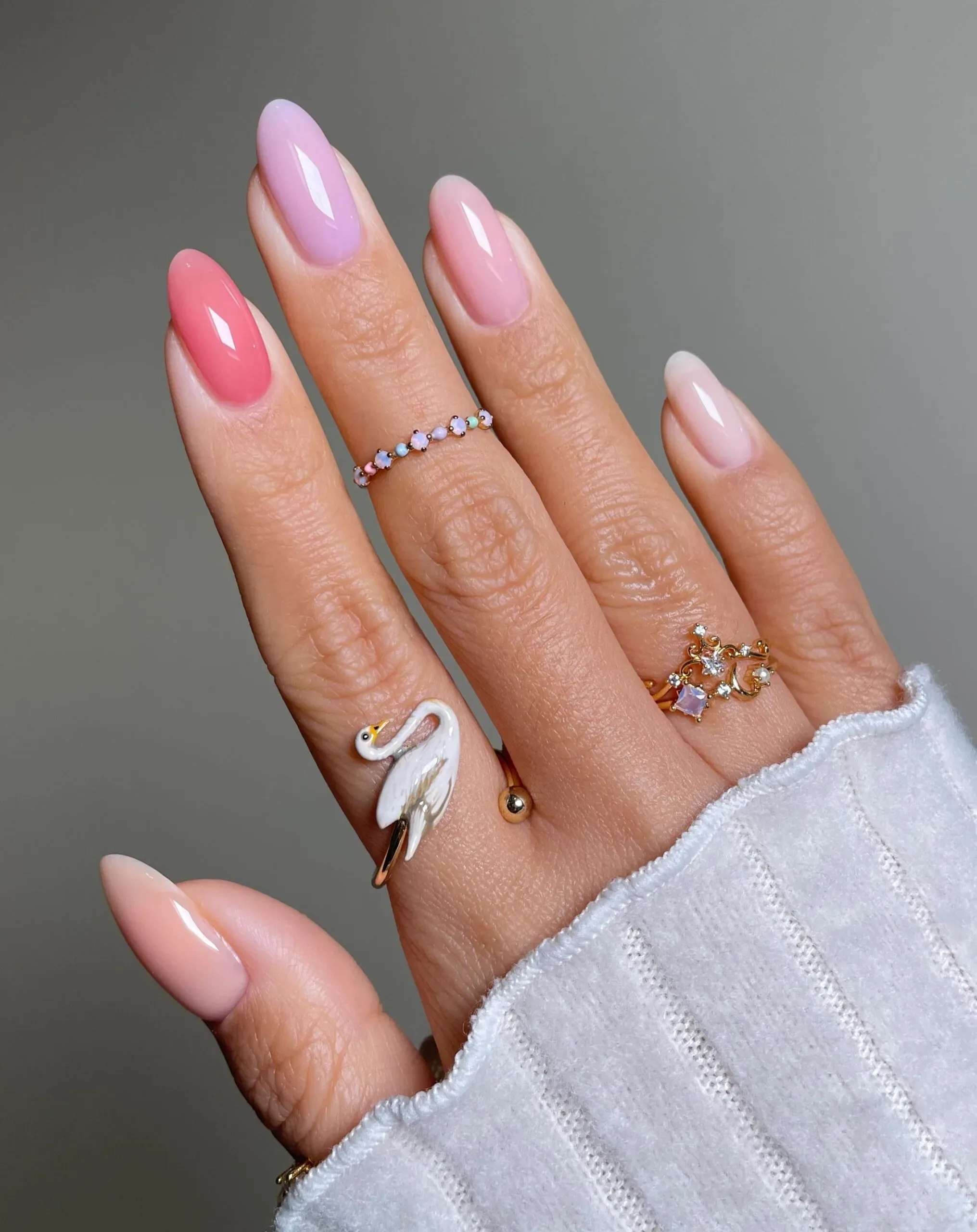 nail color ideas, nail paint ideas, winter nails, subtle christmas nails, red, pastel yellow