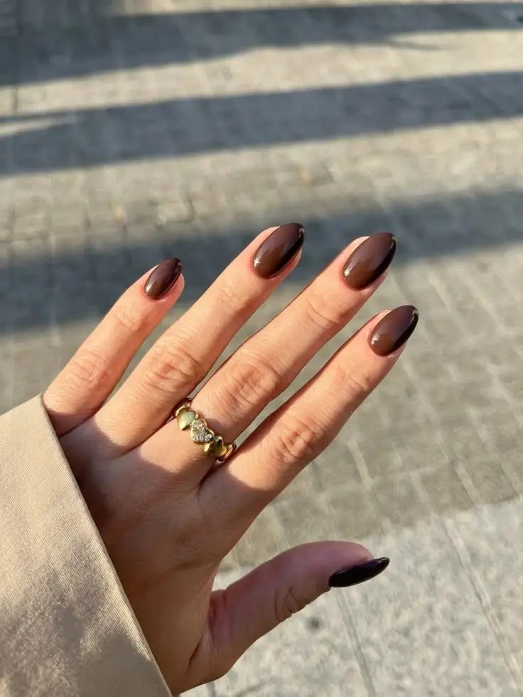 red nail ideas, fun nail ideas, trending summer nails, short nail colors, extensions, toe