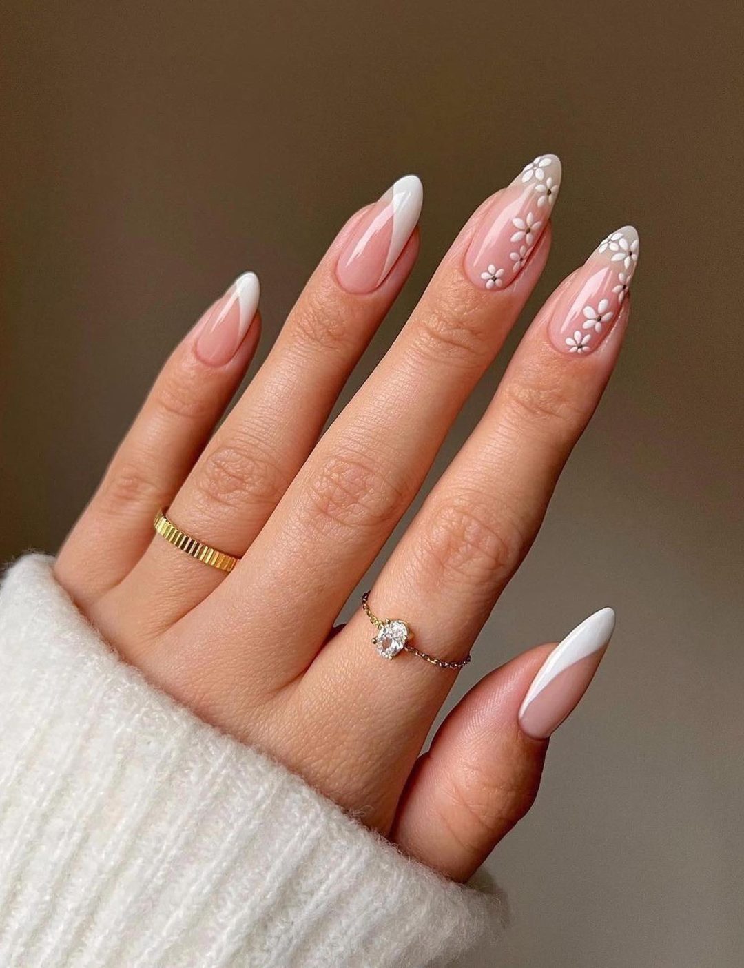 coffin nail ideas, one color nail ideas, simple christmas nails, summer, builder gel