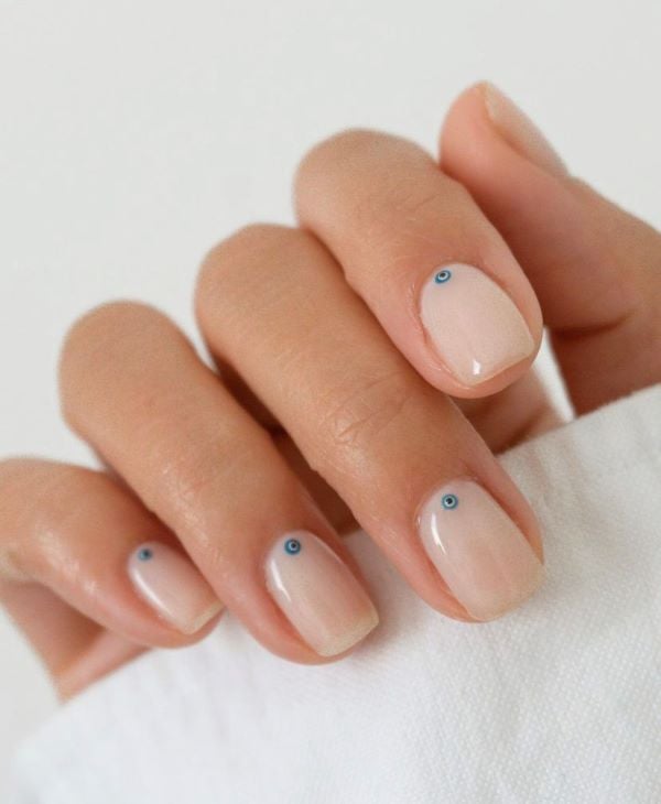 Short almond nails ideas with gel nail designs for summer 2026. October nails ideas short for mommy style.
