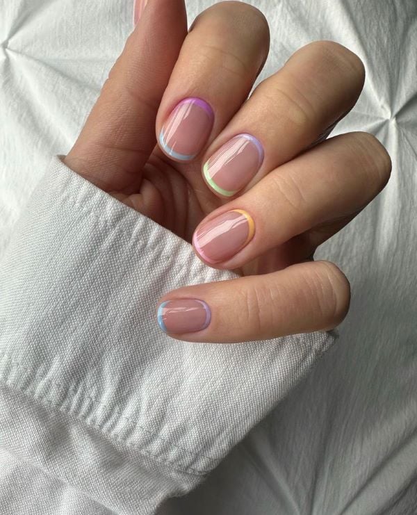 Fall short nails ideas with fall manicure ideas for short nails. Really short nail designs with really glossy finish for fall gel autumn 2026.