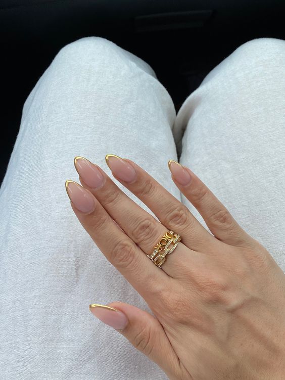 Dark nude nails with natural short ideas in ombre light style.