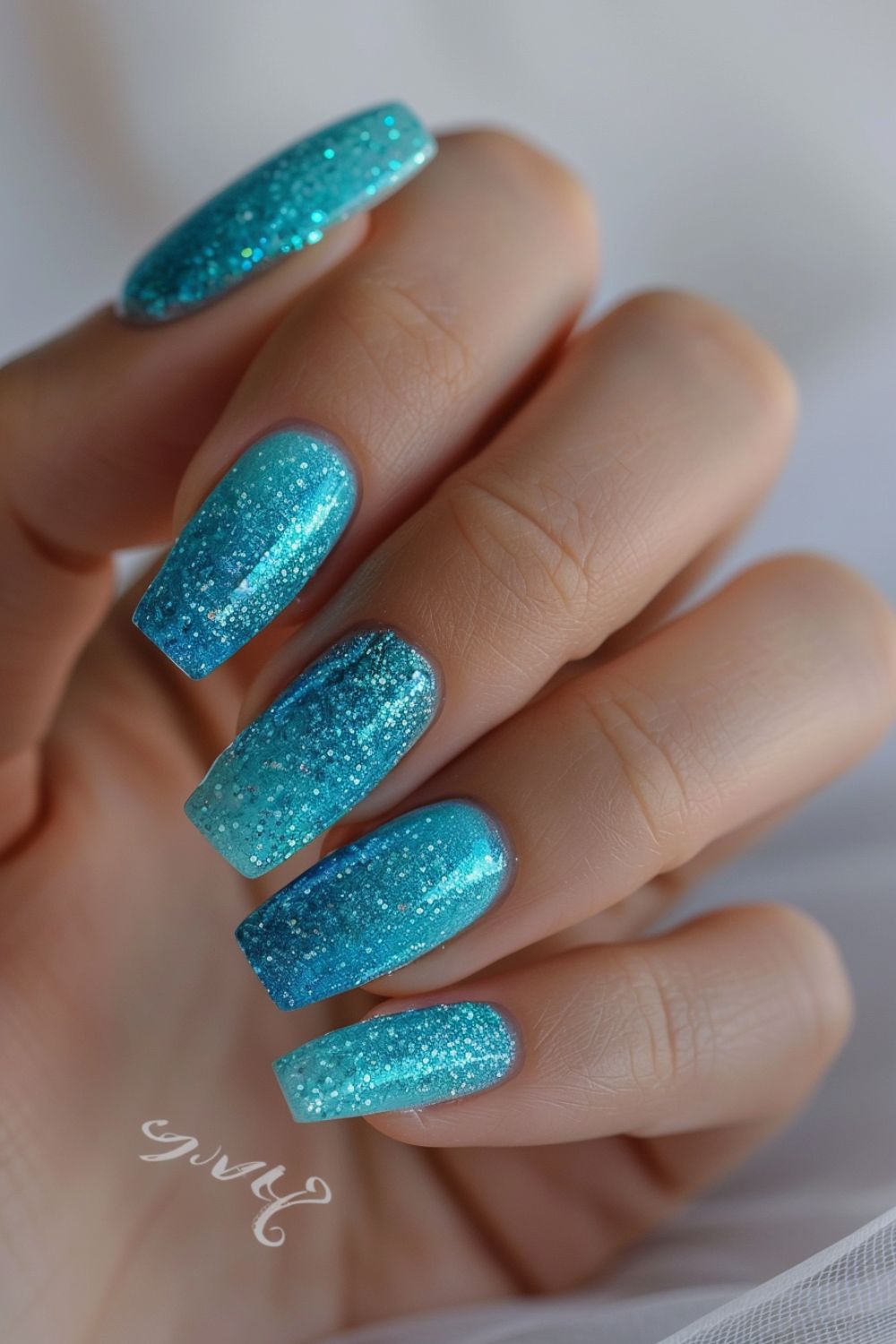 Blue ombre nails, almond ombre acrylic nails, metallic ombre nails, purple nails with designs, fall, color