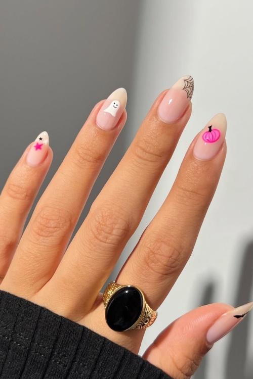 Black halloween nail designs with and black theme.