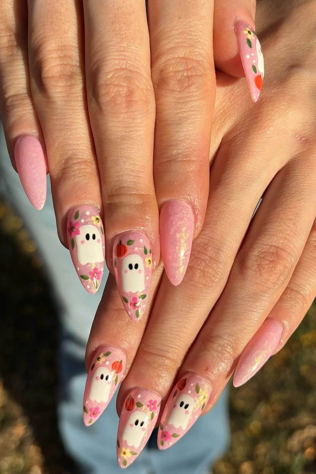 Unique halloween nails with enchanting styles.