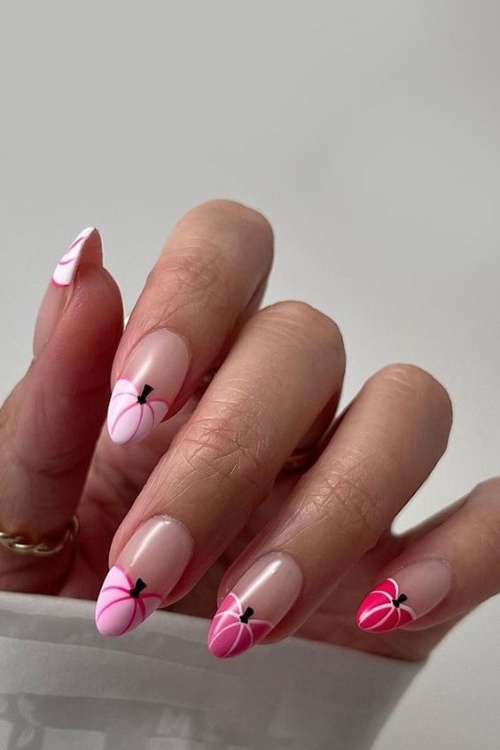 Hello kitty birthday nails with festive flair.