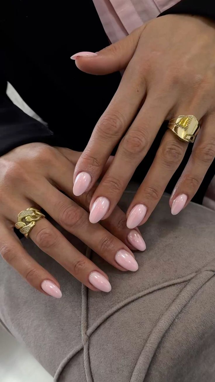 Light pink chrome nails with pink pearl nails, featuring pink milk nails in red and blush tones.