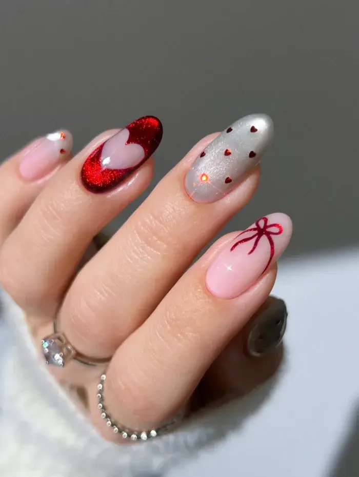 blue and white polka dot nails, light pink white polka dot nails, cute short nails, blue nails, brown pink, yellow and white