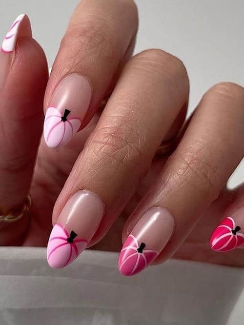Fall nail inspo, cute fall almond nails, on