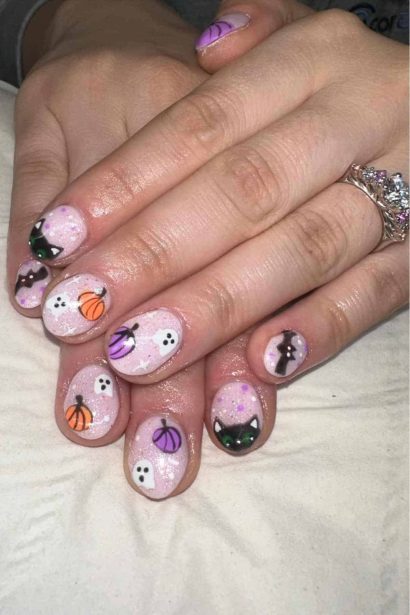 short halloween nails inspiration look 1