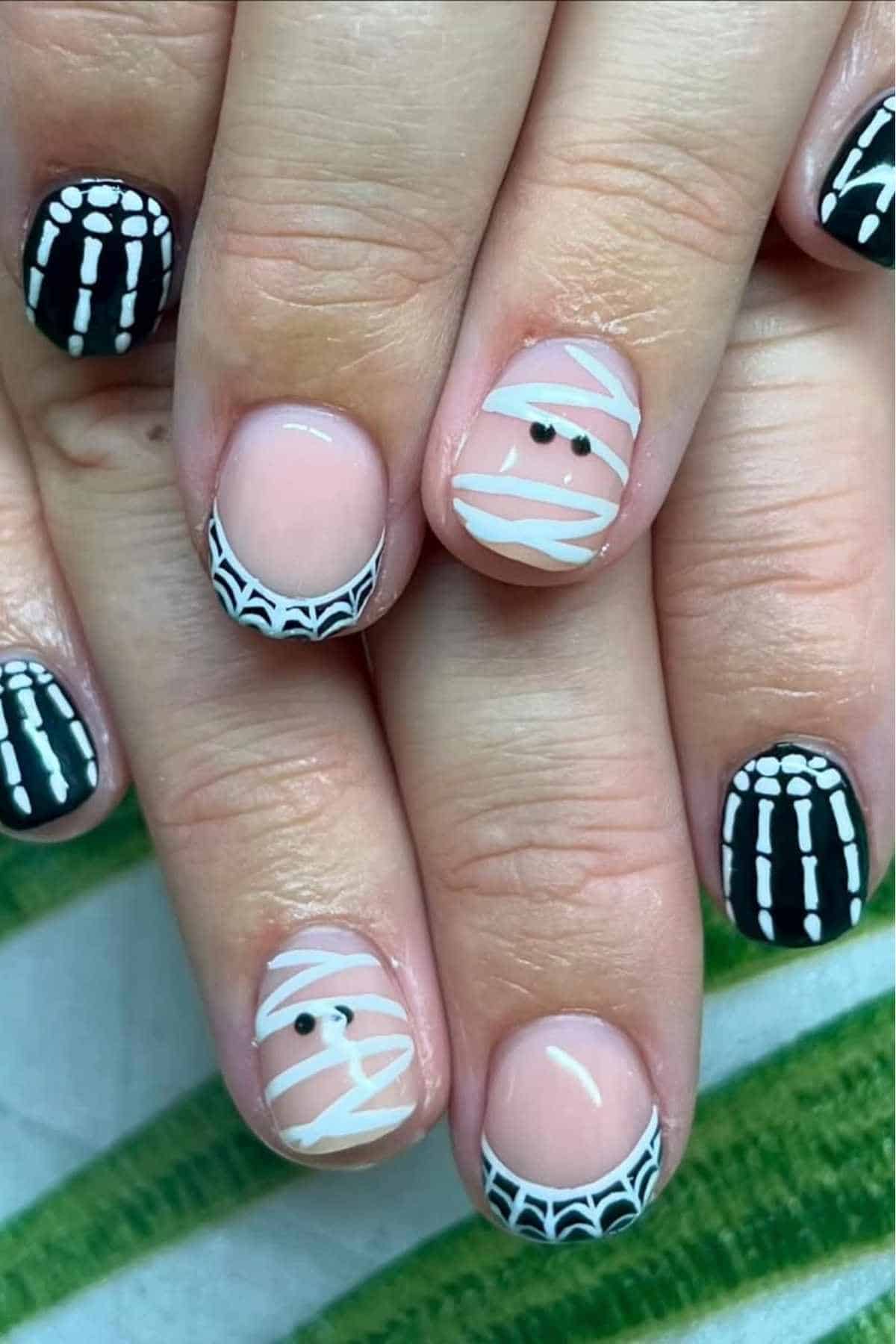 Classy halloween nails short with black halloween nail designs in square acrylic