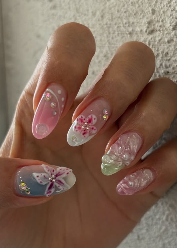 Short halloween nail designs featuring short round nail designs with simple nail designs, chrome accents, and acrylic details for short simple fall nails.