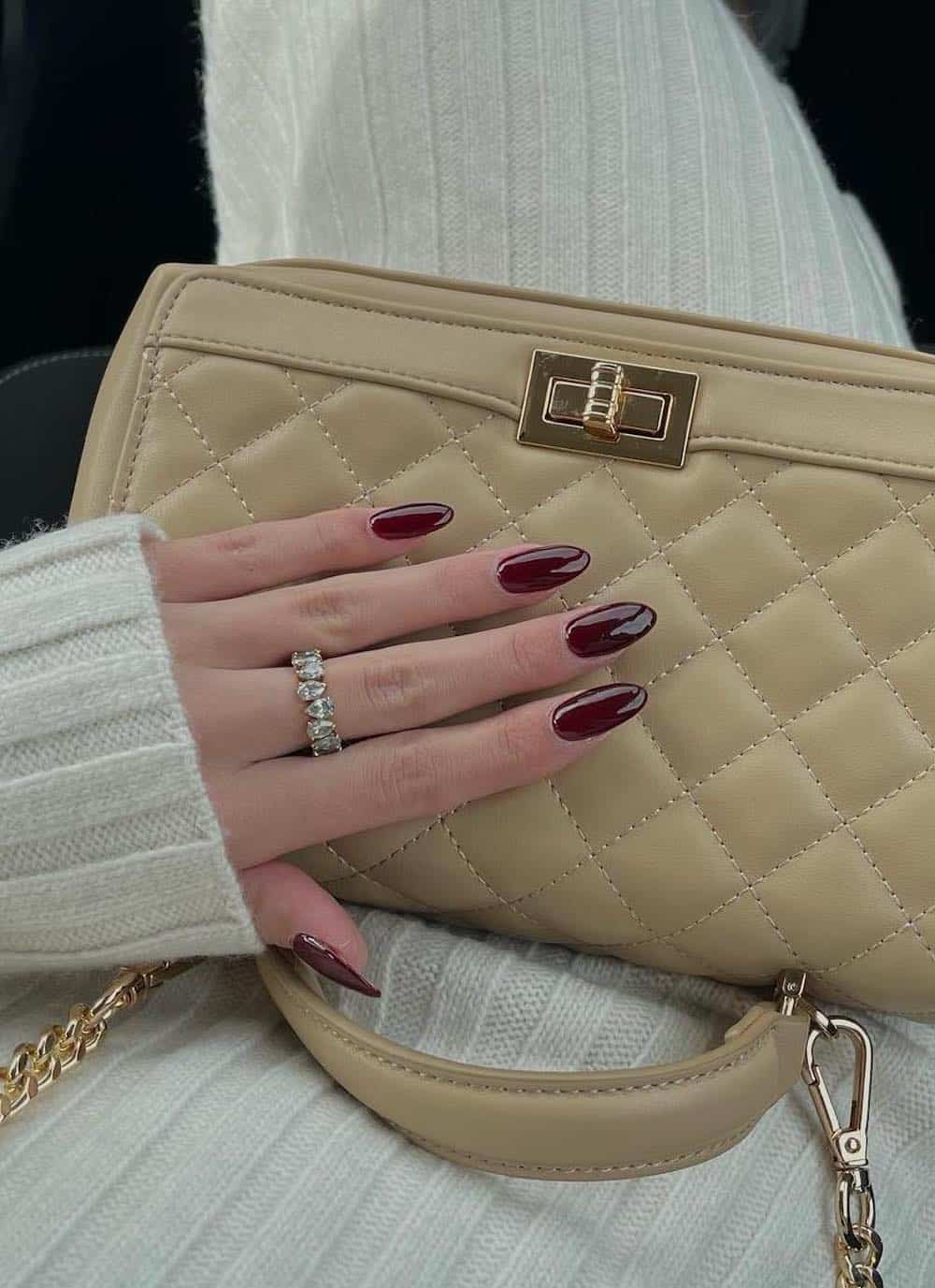 Short french tip nails with red short nails ideas, spring summer nails in french tip acrylic and duck acrylic style.
