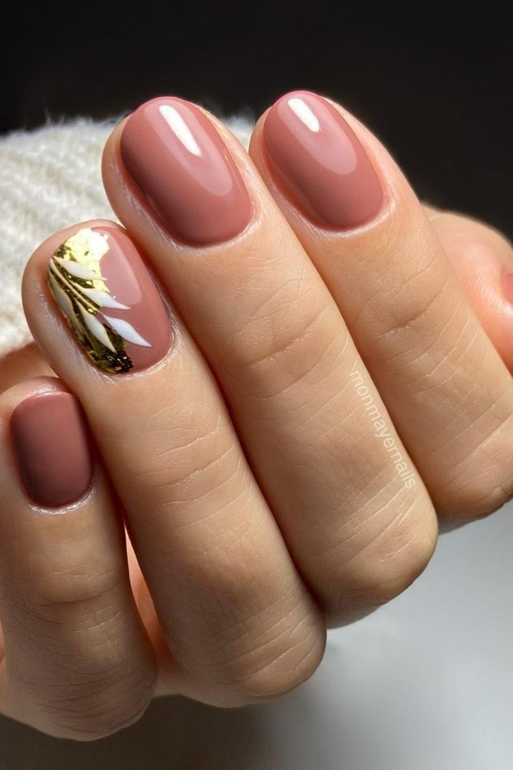 cute simple fall nails, fall inspired nails short, short nails colors