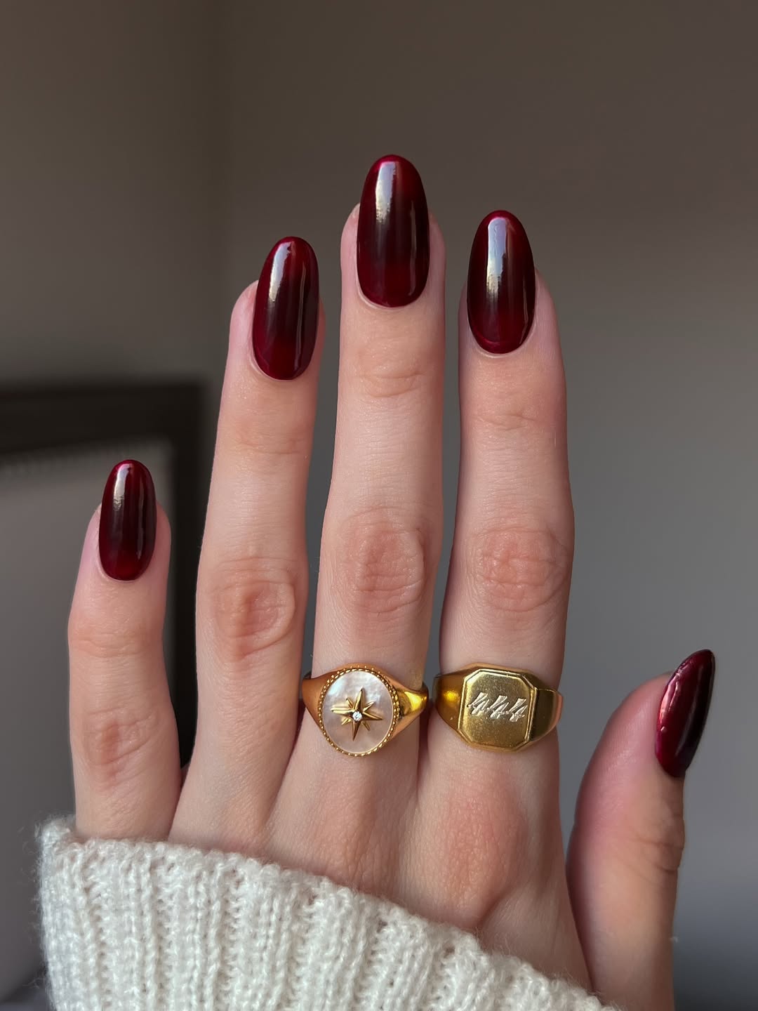 winter nails, orange trendy nails