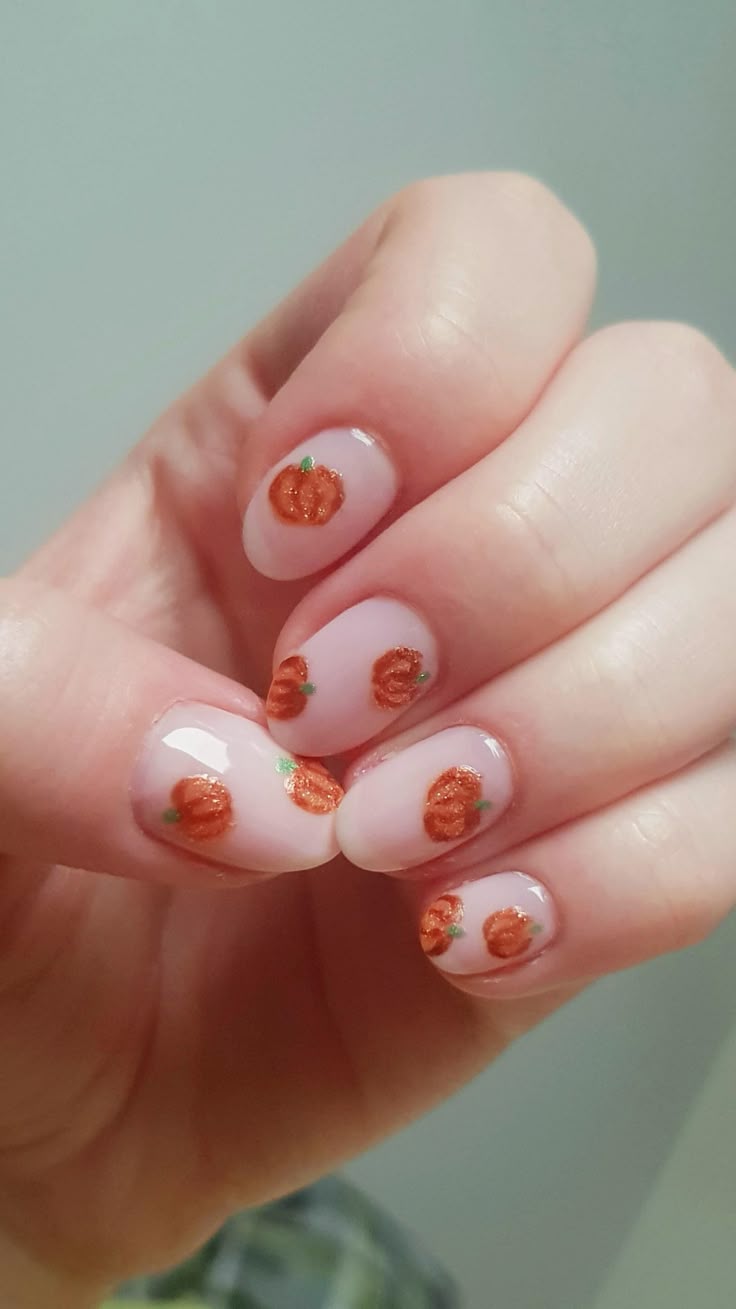 Cute halloween nails short with pumpkins