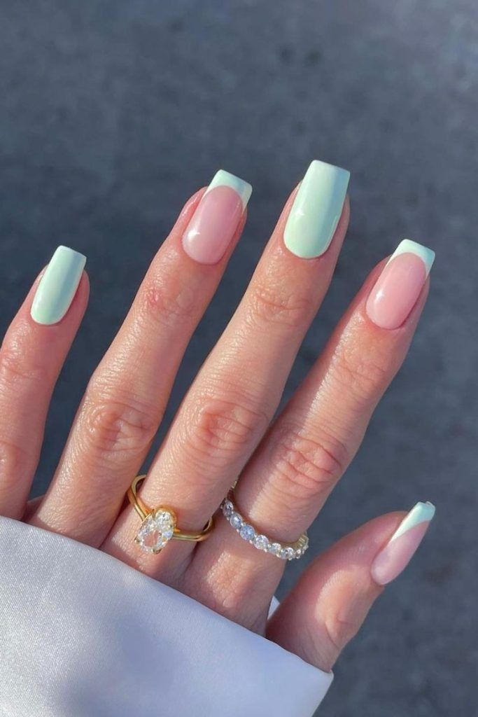 Simple beach nails in january nails ideas simple classy, nail inspo trendy, almond nails inspiration for january.