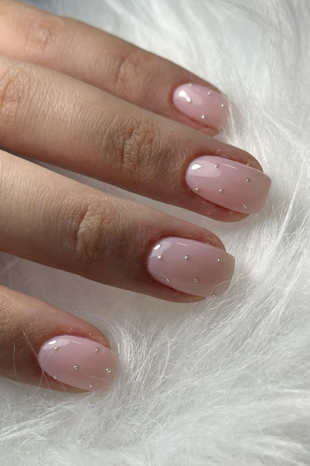 Simple autumn nails with christmas nails simple classy, pink nails, short, and fall autumn tones.