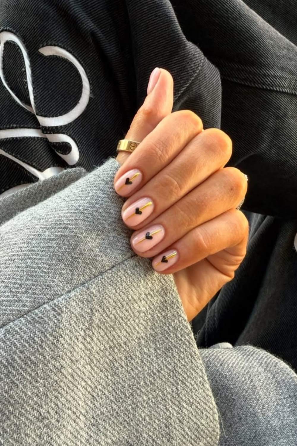 Summer nails 2026 trends short simple with neutral nails, pink nail designs, elegant, and hippie boho influences.