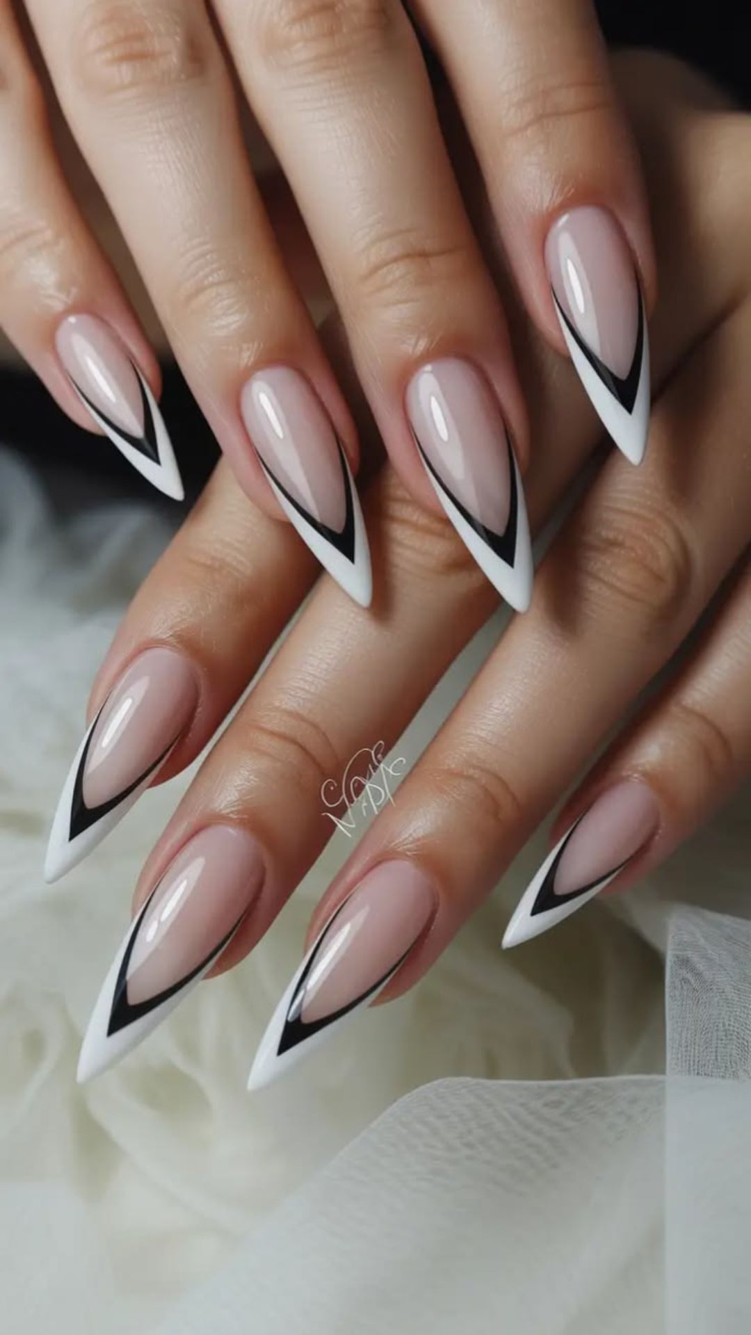 Stiletto nails french tip, xxl stiletto nails, simple stiletto nails designs classy, black, pink french tip