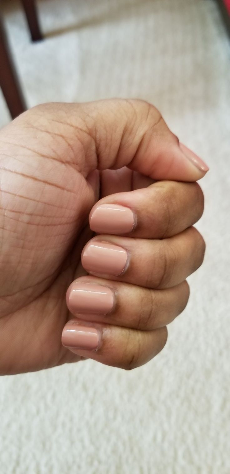 Wedding day nails showcasing green wedding nails with bridal nails ideas and desi nails aesthetic, perfect for summer bridesmaid elegant.