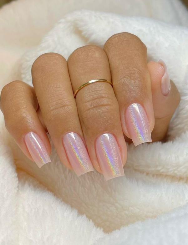 Wedding guest nails ideas classy with wedding nails inspiration. Features nail designs for wedding the bride, perfect for guest in spring.