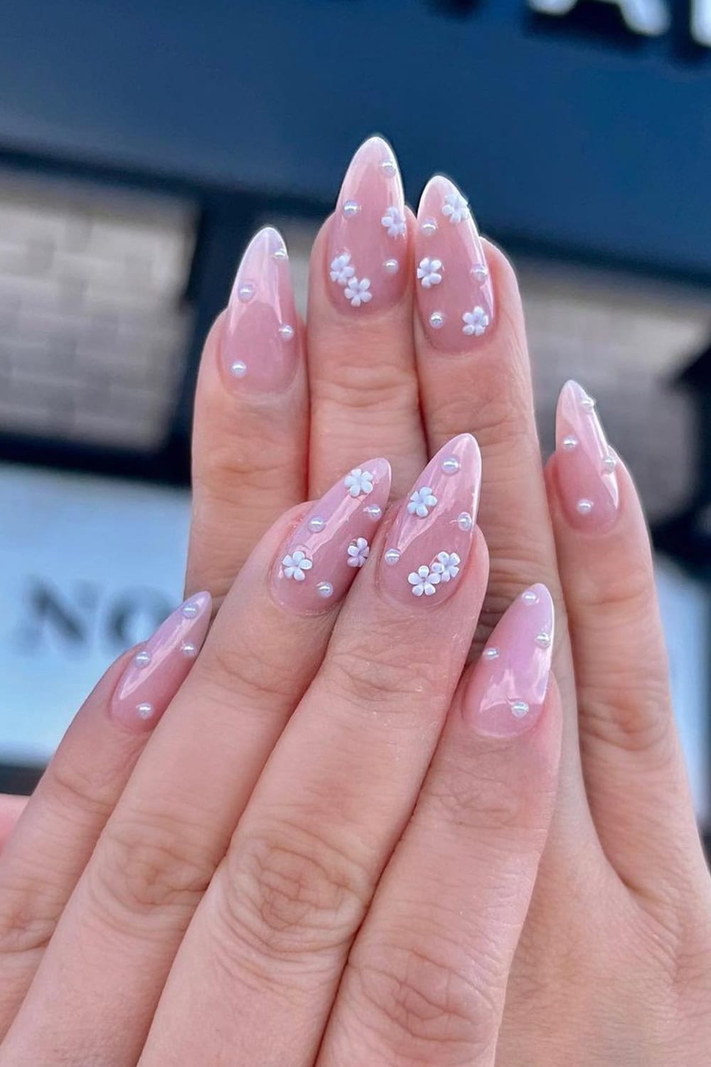 White tip nails with black and white nails ideas, Hailey Bieber nails, short almond nails, black.