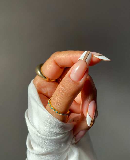 White tip acrylic nails with flowers, aphrodite nails, French, plain.