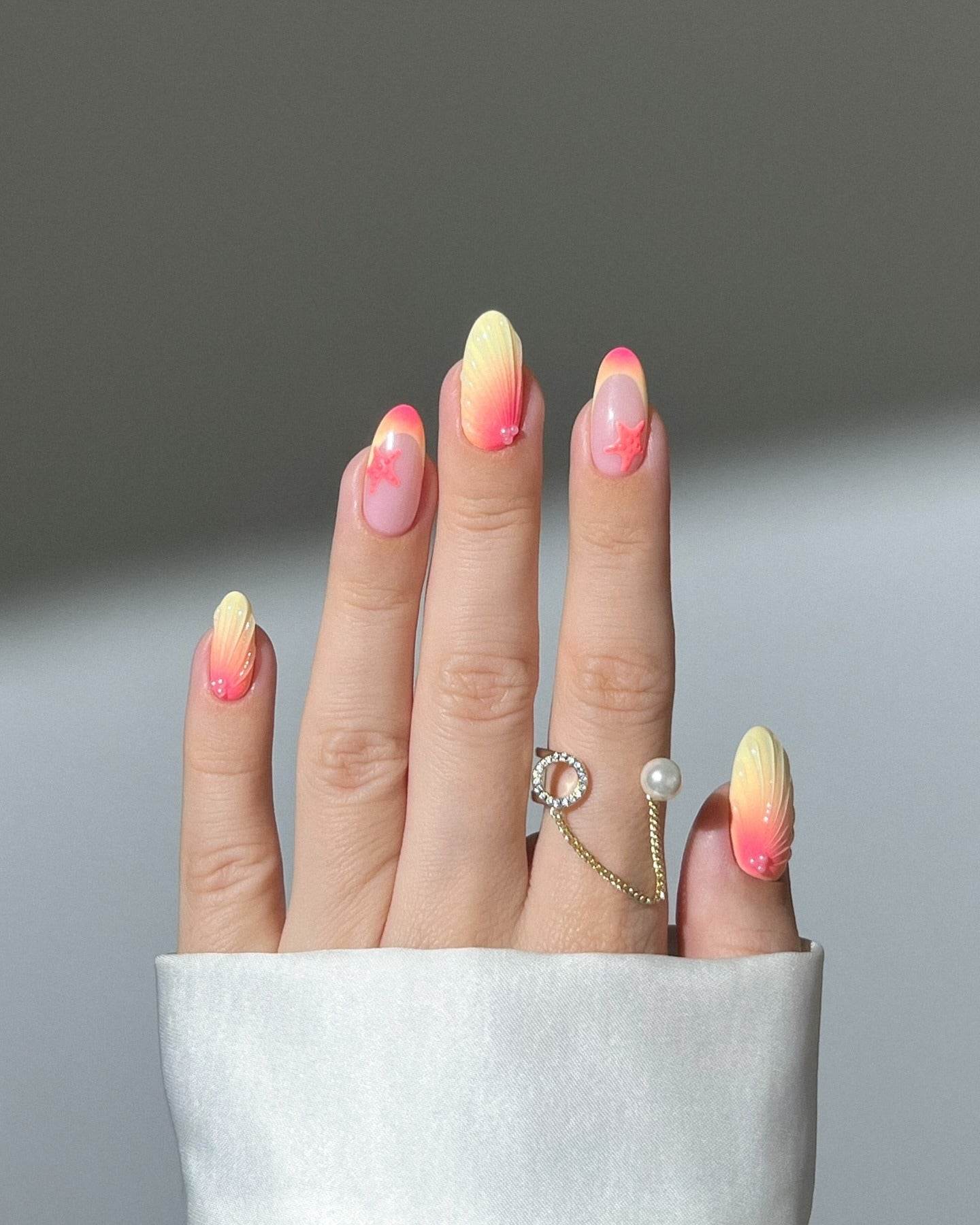 Neon yellow nails, soft yellow nails, yellow nails with chrome, vacation nails summer, fun spring nails, summer, soft, lavender and.