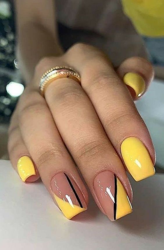 Yellow ombre nails, pale yellow nails design, pastel yellow nail ideas, gold chrome nails designs, foot nails color summer, purple and, duck, coffin.