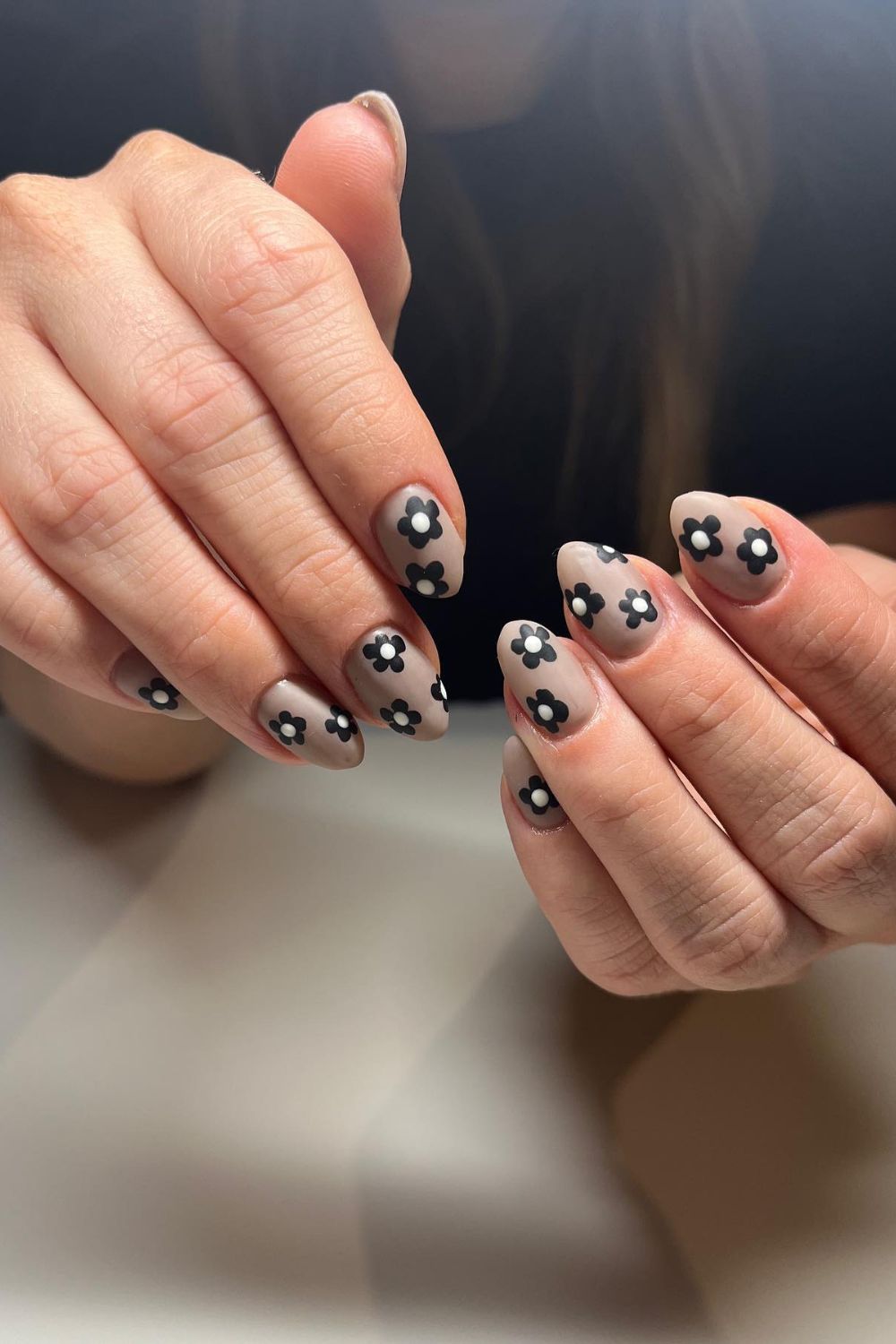Retro floral nails with black flower design