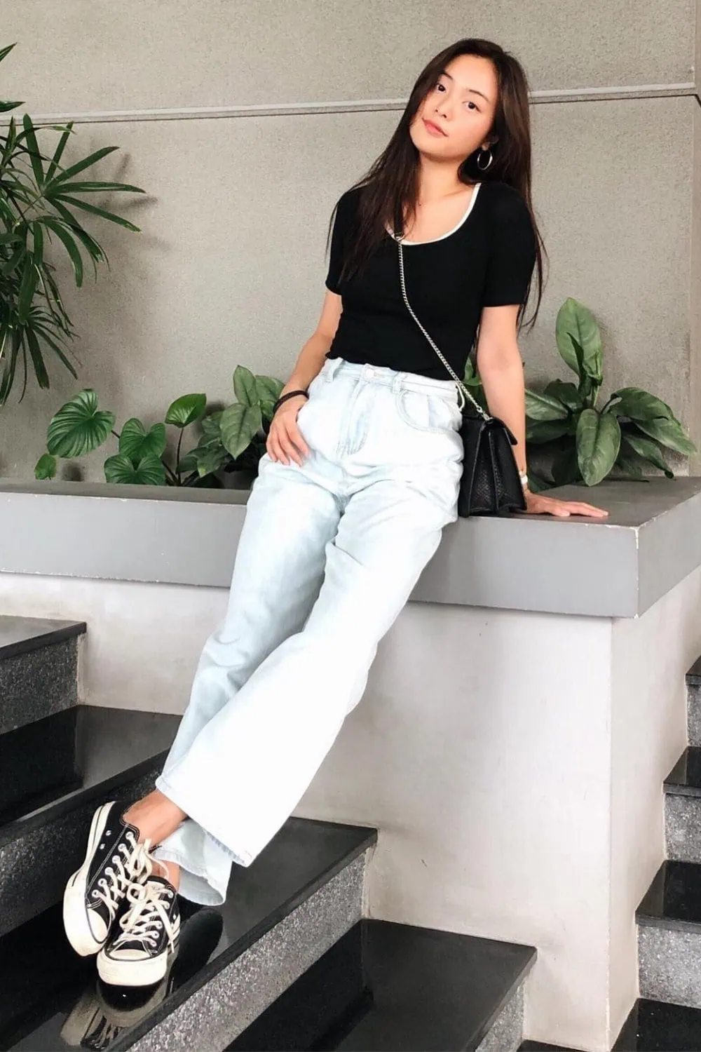 Wide-leg jeans and black tee