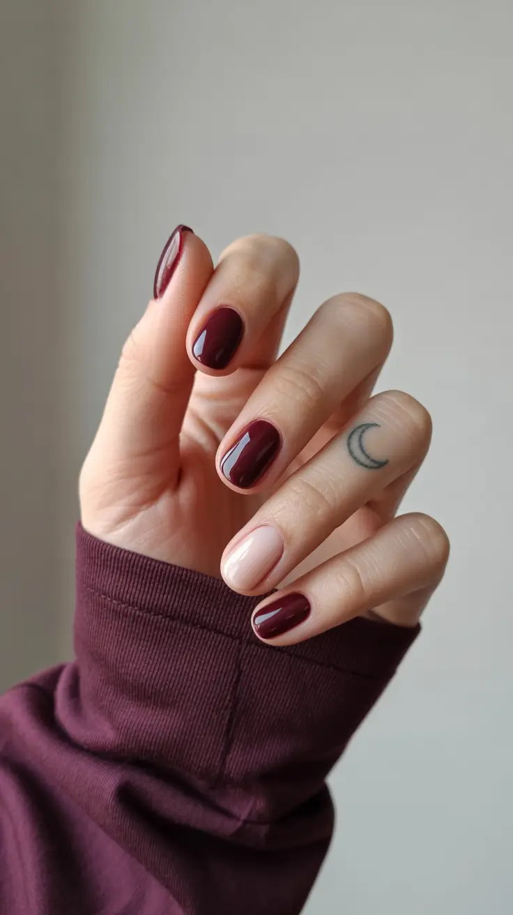 Classic burgundy nails with nude accent, modern manicure ideas