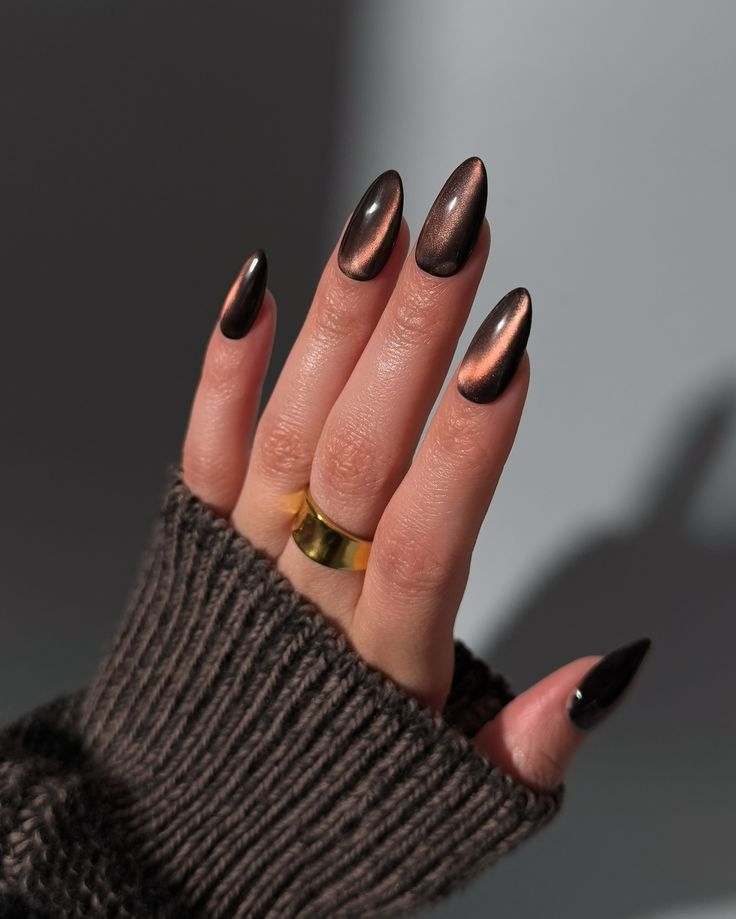 Bronze metallic nails, Pinterest nail trend