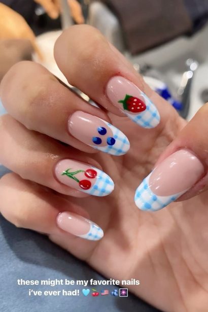 Cherry Nails inspiration look 1