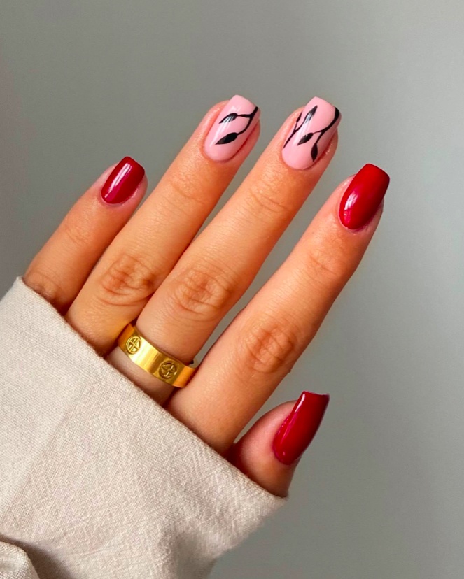 Artistic short square nails, red and pink, creative design