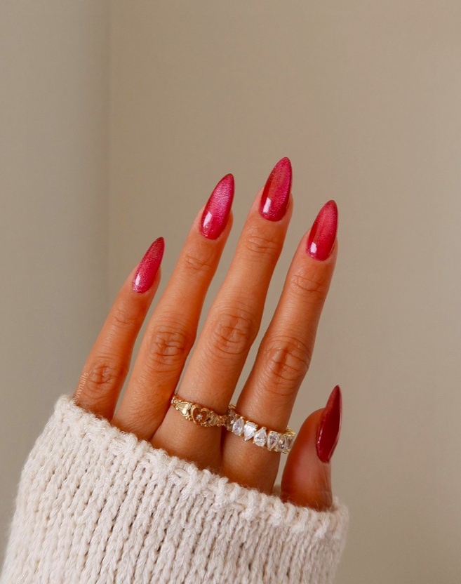 Shimmering berry almond nails, glossy, elegant shimmer