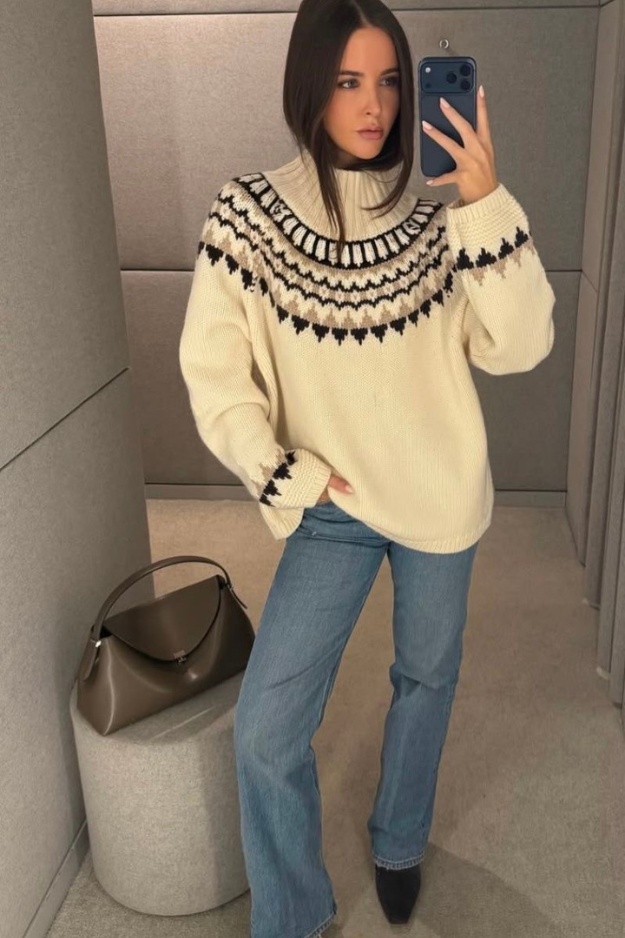Nordic sweater with flare jeans