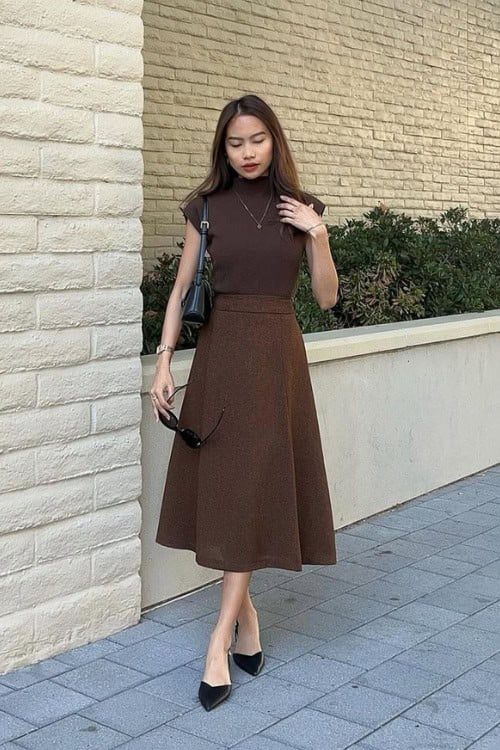 Monochrome top and midi skirt for work