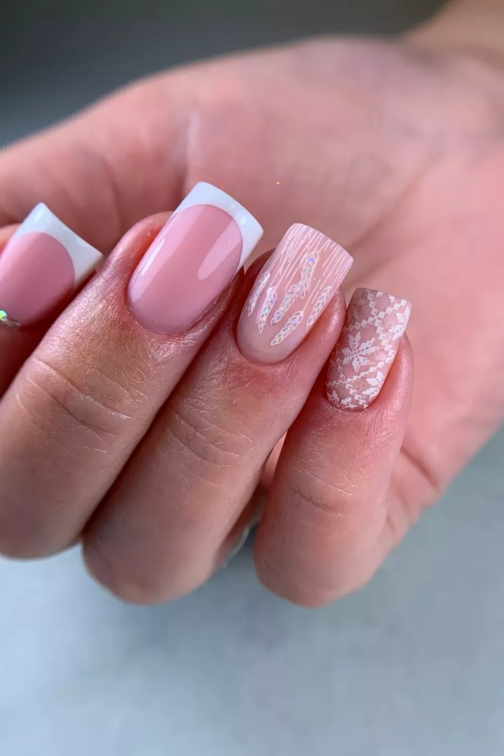 Varied French manicure with lace details