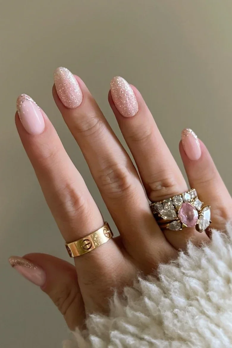 Glitter ombre nails, almond shape, sparkling finish