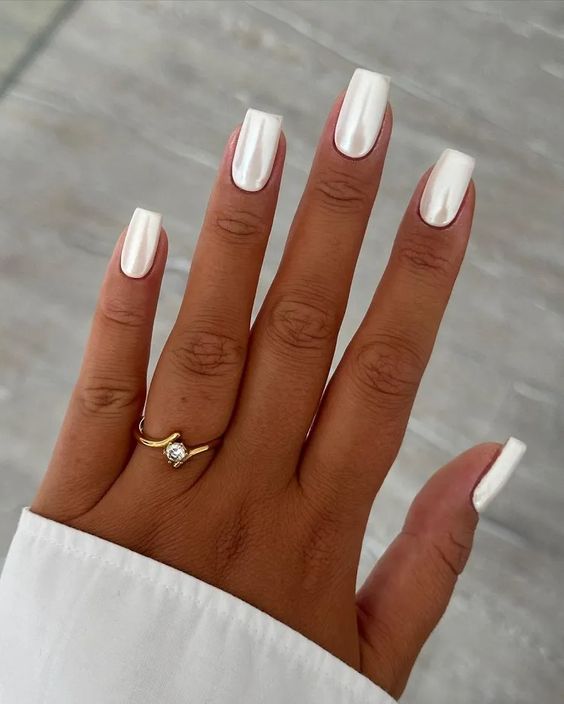 White square nails with pearl sheen