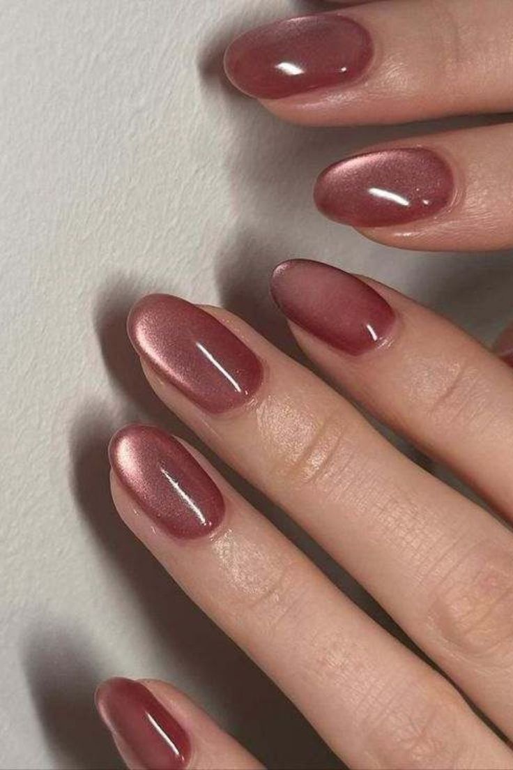 Metallic rose nails, oval shape, romantic shimmer