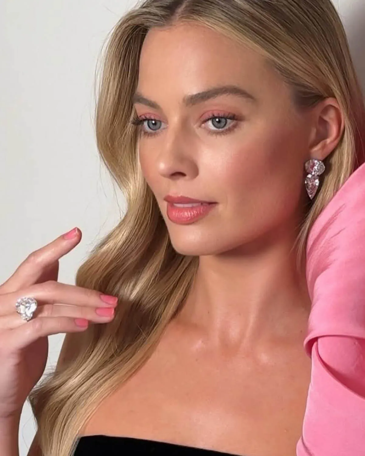 Vacation Nails inspiration look 1