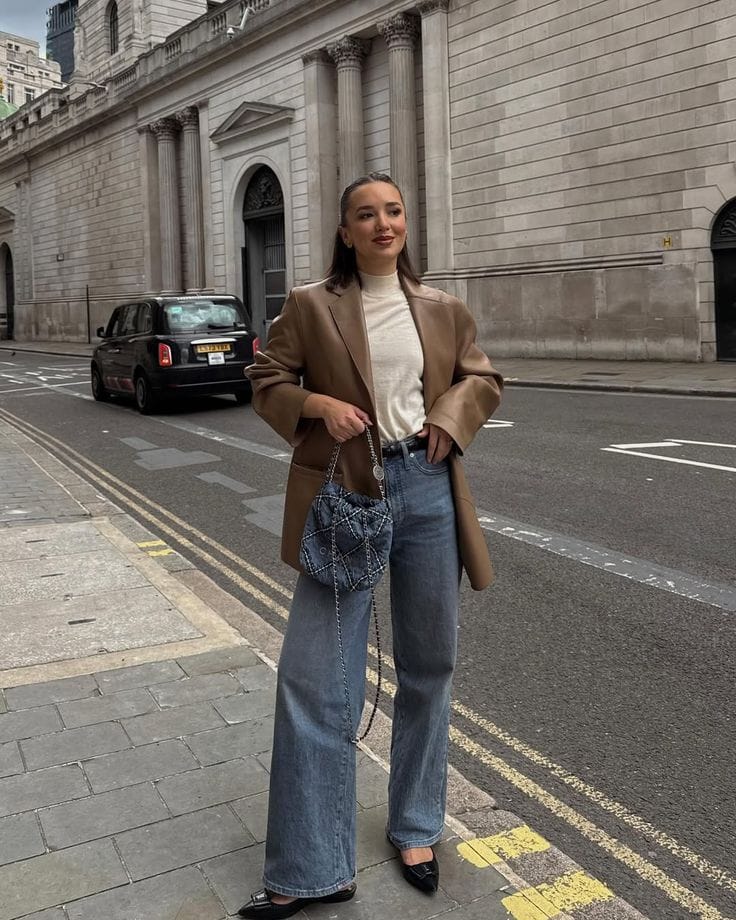 Casual elegance with tailored blazer