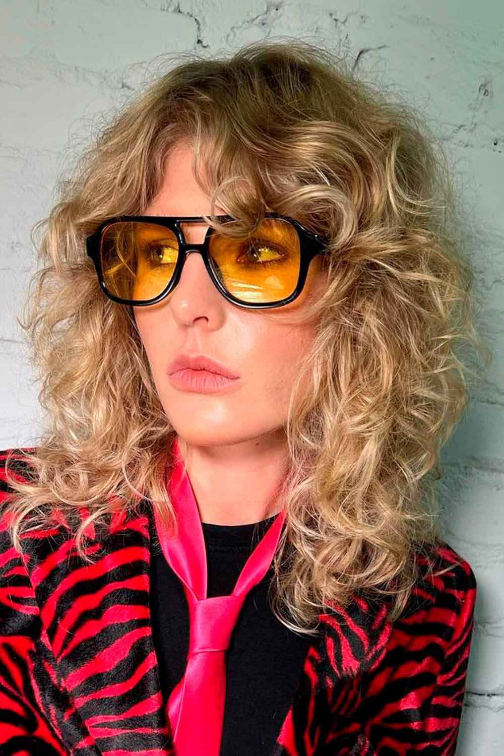 Retro curly shag with wispy bangs